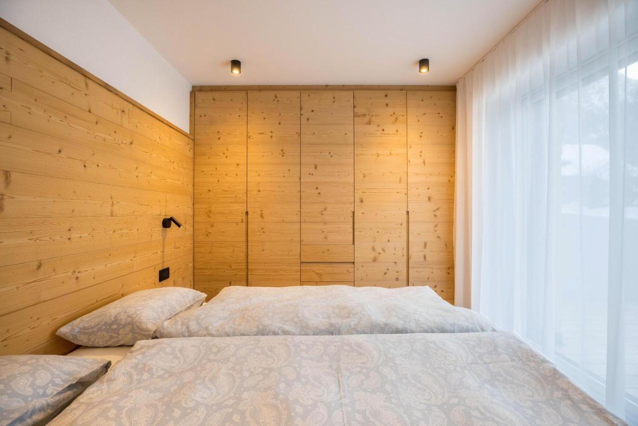 Apartments Armeri Black Dolomites Сан-Віджиліо-ді-Мареббе Екстер'єр фото