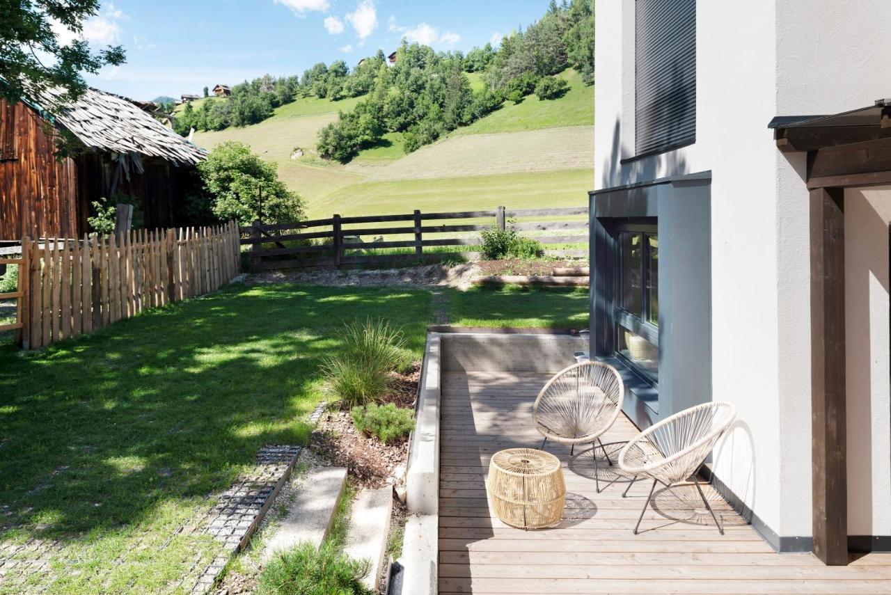 Apartments Armeri Black Dolomites Сан-Віджиліо-ді-Мареббе Екстер'єр фото